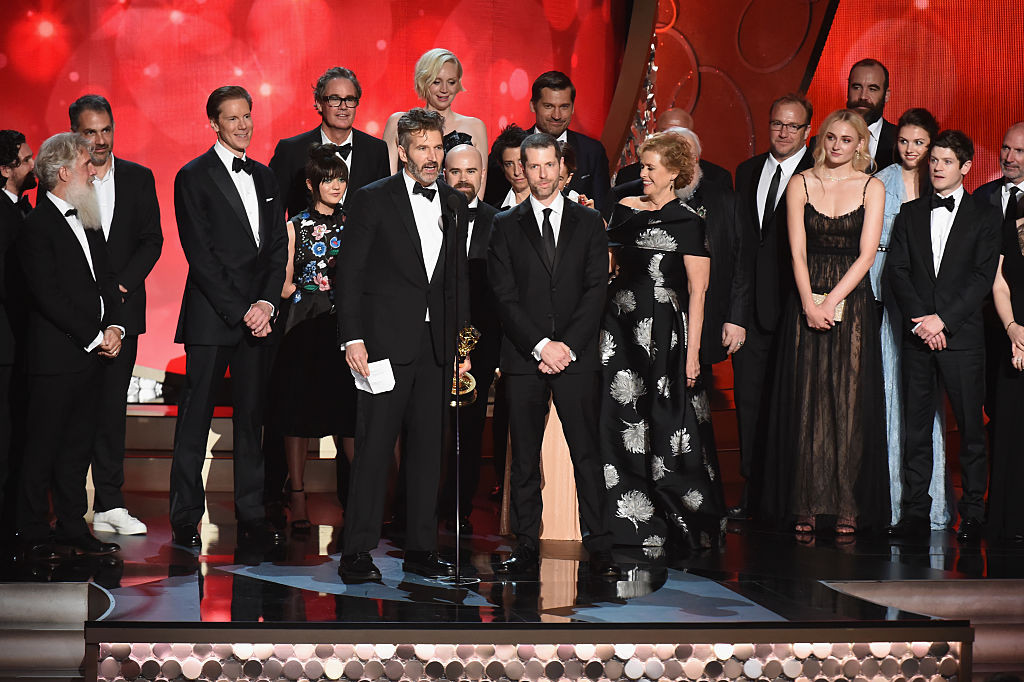 Premiile Emmy 2016 – Lista castigatorilor: Game of Thrones, cel mai bun serial-drama pentru al doilea an, a intrat in istorie