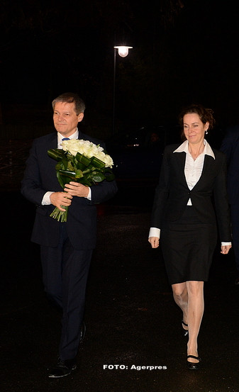 Dacian Ciolos, Valerie Ciolos