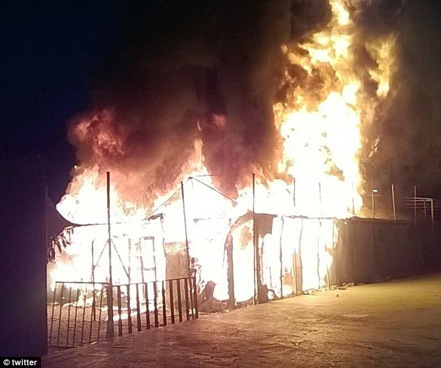 Incendiu tabara imigranti Grecia