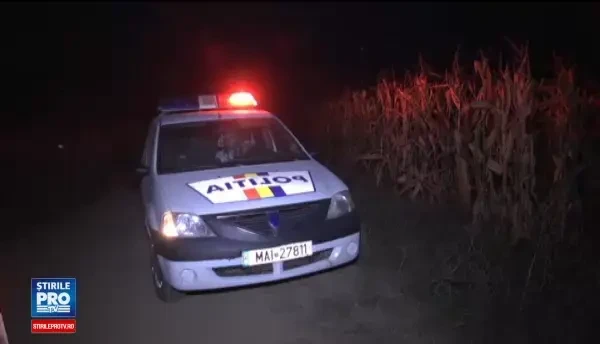 O fetita de 5 ani a fost gasita inecata, intr-o balta formata intr-o balastiera. Parintii micutei sunt de negasit