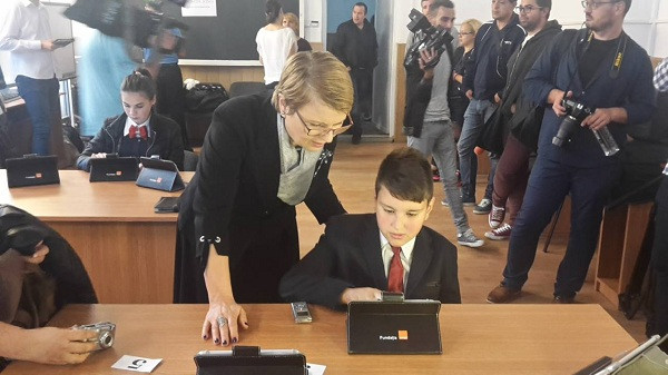 (P) Digitaliada, proiectul prin care Orange promoveaza educatia digitala in scolile romanesti