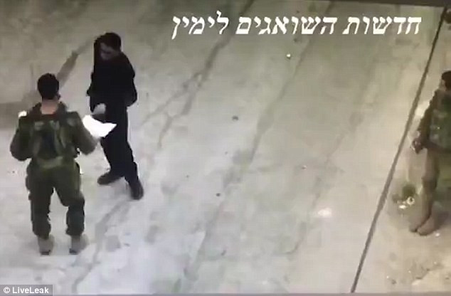 Atacul lansat de un tanar palestinian de 16 ani catre fortele de ordine israeliene. Al noualea caz in ultimele zile. VIDEO