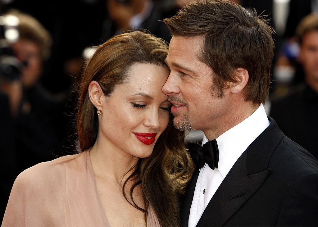 Brad Pitt, furios ca Angelina Jolie a "dezlantuit iadul" pentru familia lor. Vogue: "Ziua in care dragostea a murit"