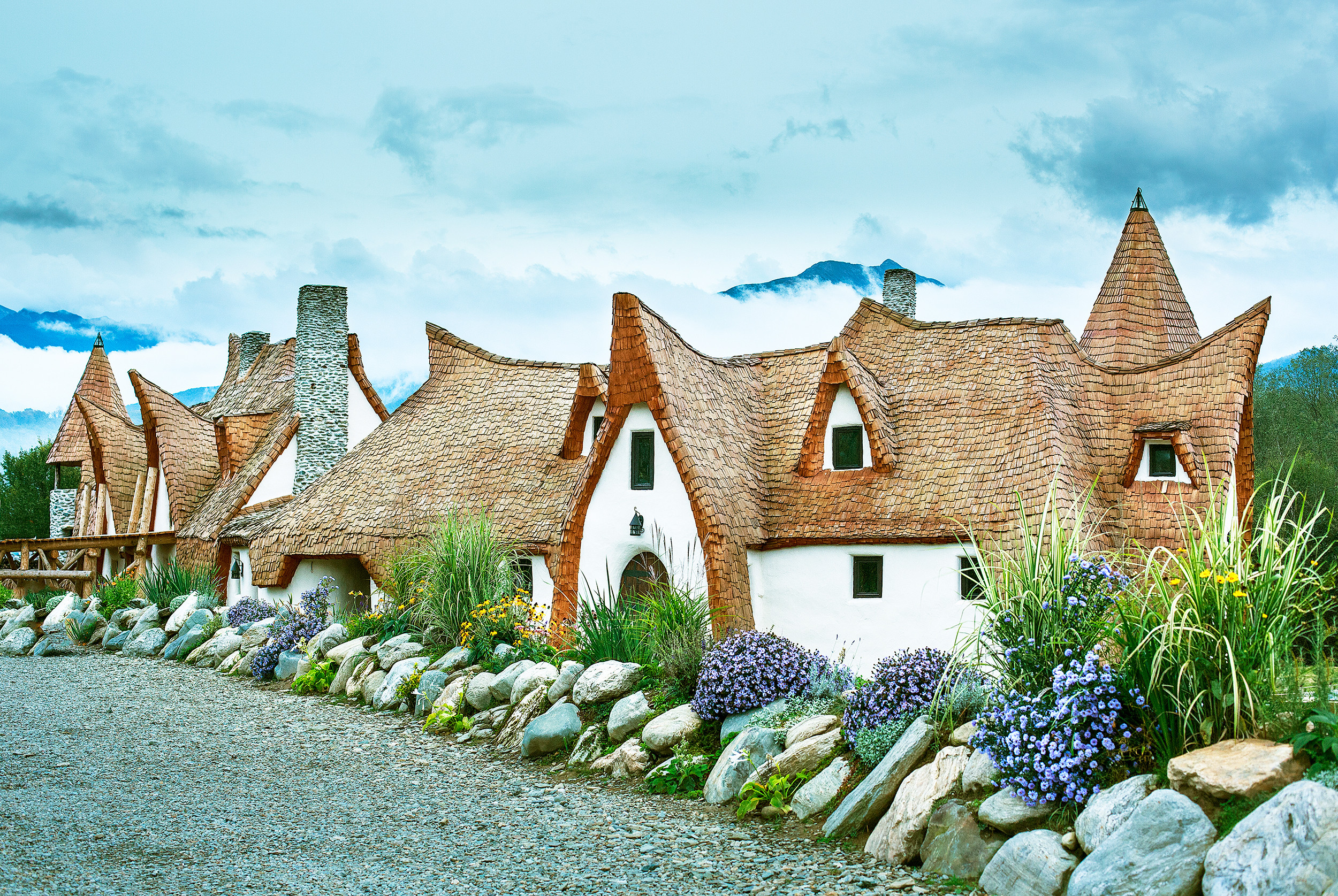 Zanele de la Porumbacu