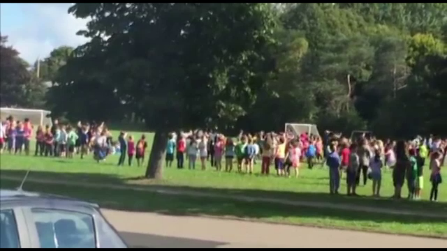 elevi evacuati