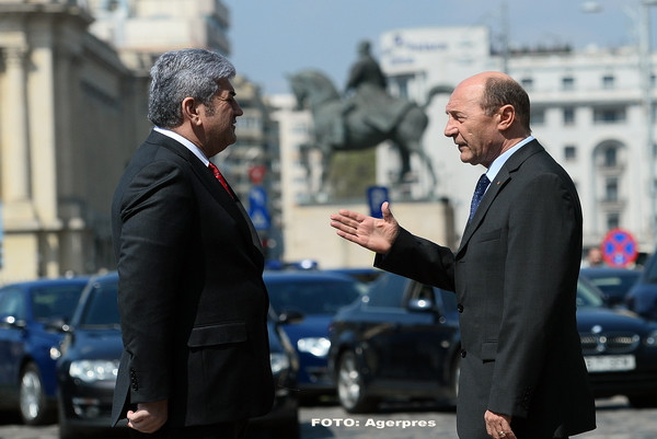Surse politice pentru Adevarul: Gabriel Oprea s-a intalnit cu Traian Basescu si negociaza un loc pe liste la alegeri