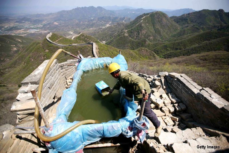 lucrari de reparatie la Marele Zid Chinezesc