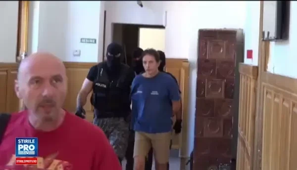 Medicul roman care si-a ucis fosta iubita si pe sotul ei, arestat preventiv. Cand ar putea fi extradat in Ungaria