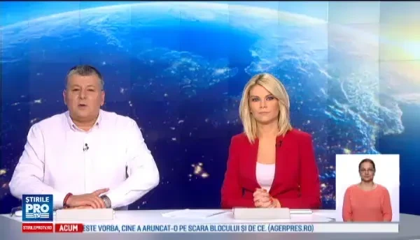 Un barbat a murit si un altul a fost ranit dupa ce ambulanta in care se aflau a izbucnit in flacari chiar in fata spitalului