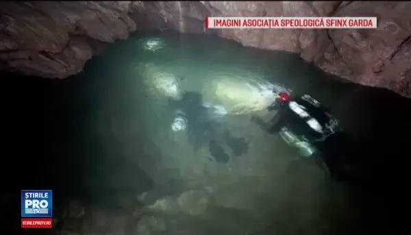 Premiera in Muntii Apuseni. Speologii au patruns in pestera Izbucul pana la 75 de metri: Am calatorit 30 de ore