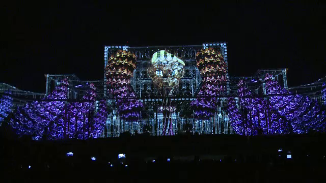 Proiectii spectaculoase pe Casa Poporului, la iMapp Bucharest. "Absolut minunat. Este exact ce trebuie pentru bucuresteni"