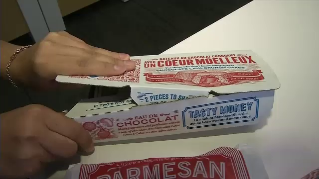 A comandat acasa aripioare si cand a deschis cutia a ramas blocata: "Am crezut ca e paine". Ce a gasit, de fapt, tanara