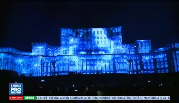Proiectii spectaculoase pe Casa Poporului, la iMapp Bucharest. Absolut minunat. Este exact ce trebuie pentru bucuresteni