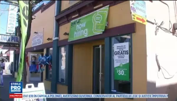 A comandat acasa aripioare si cand a deschis cutia a ramas blocata: Am crezut ca e paine. Ce a gasit, de fapt, tanara