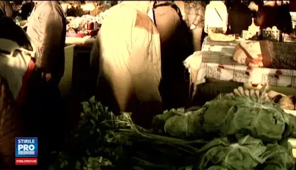 Un adolescent de 15 ani a murit dupa ce fratele sau l-ar fi injunghiat in inima. Tata: Au stat pe pat ca doi porumbei