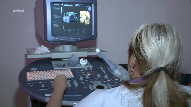 Saracia si lipsa educatiei duc la o mortalitate materna dubla in Romania fata de media europeana. Date ingrijoratoare