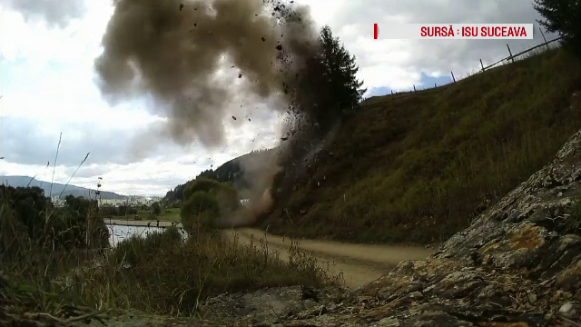 Detonare spectaculoasa a unei stanci ce se putea prabusi. Pompierii au folosit zece kilograme de dinamita