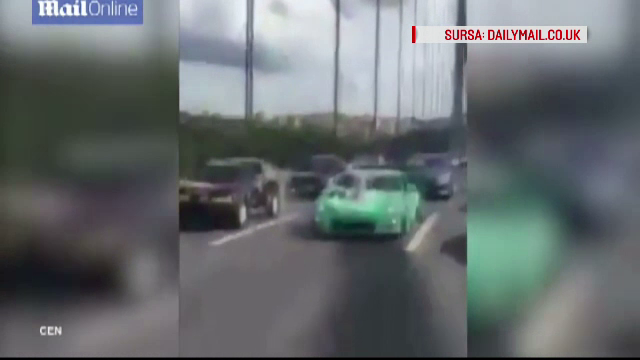 Un convoi cu masini de lux de la o nunta din Turcia blocheaza o autostrada aglomerata. Ce fac in fata mirilor cativa invitati