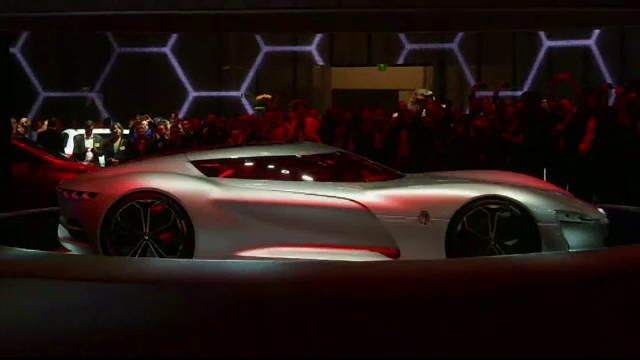 Salonul Auto de la Paris. Cum arata noua masina hibrid de la Ferrari, care atinge 100 km/h in mai putin de 3 secunde