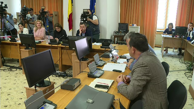 Dezbateri intense si o miza uriasa in cazul conversiei creditelor in valuta. Miercuri ar putea avea loc votul decisiv