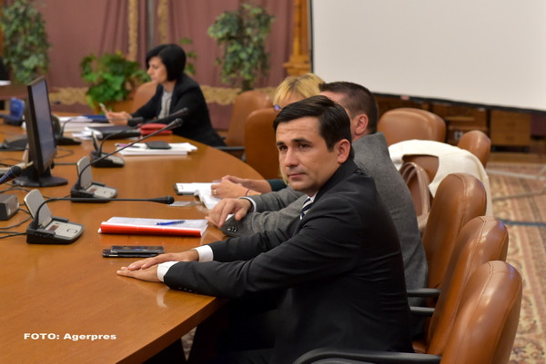 Deputatul PMP Adrian Gurzau nu poate fi retinut, dar poate fi arestat preventiv: "Am trei copii minori acasa"