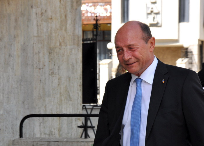 Presedintele R. Moldova, Igor Dodon, i-a retras lui Traian Basescu cetatenia moldoveneasca. Reactia fostului presedinte roman