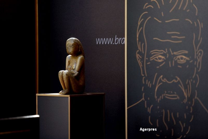 Dacian Ciolos, denuntat la DNA de partidul care il vrea in locul sau pe Ponta. Reactia premierului: "Sa fie sanatosi"