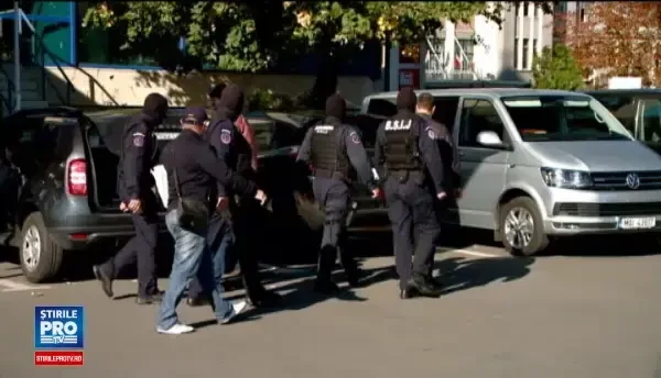 Perchezitii DNA in Portul Constanta. Vamesii ar fi primit mita de la capitanii navelor straine ca sa nu-i controleze