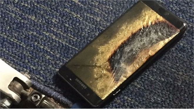 Un Samsung Galaxy Note 7, "verificat si reparat", a luat foc intr-un avion in SUA. Reactia companiei