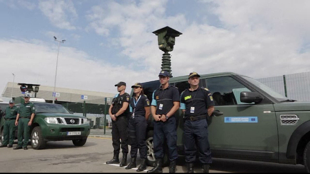 UE isi inaspreste politica fata de refugiati. Care va fi rolul noii Agentii pentru Politia de Frontiera si Garda de Coasta