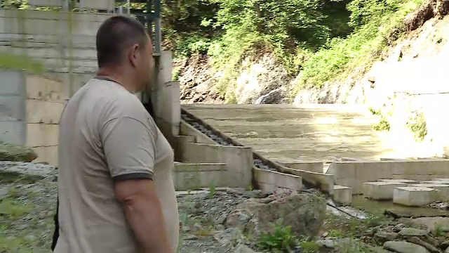 Primele masuri in cazul dezastrului ecologic din Muntii Fagaras. In afacere, implicat un politician celebru, fost ministru
