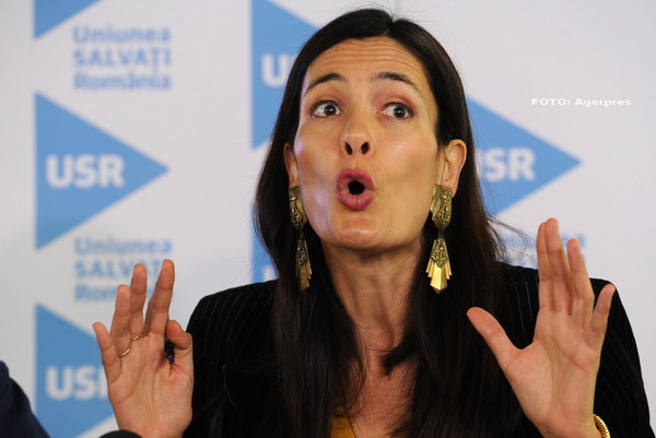 USR a strans doar 90.000 de semnaturi din necesarul de 200.000. Clotilde: "Este un obstacol la democratie. Este absurd!"