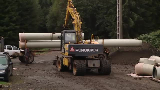 Cine "ucide" natura pe zone intinse in Romania. "Criminalul raurilor", un individ condamnat penal, inca e in activitate