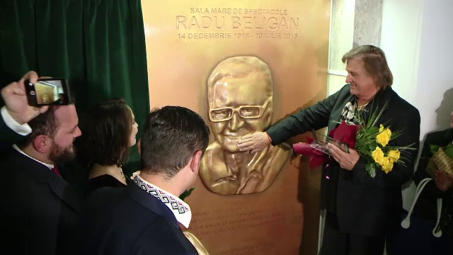Sala mare a Ateneului din Iasi va purta numele lui Radu Beligan. Fiica actorului si Florin Piersic au participat la ceremonie