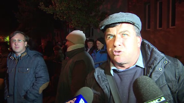 Programul Casa Verde, reluat. Cozi uriase in fata Agentiilor de Mediu, la Bucuresti sistemul online s-a blocat