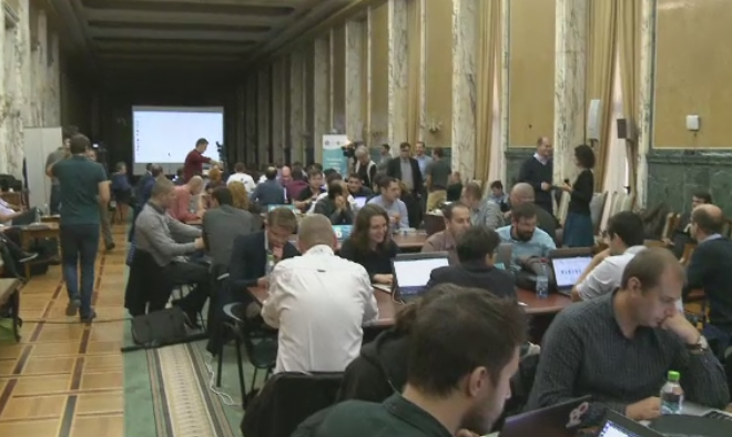 Mesajul lui Ciolos pentru tinerii programatori care vor sa simplifice administratia in 6 luni. La ce aplicatii lucreaza