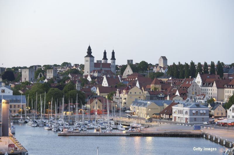 Femeie in scaun cu rotile, violata de sase migranti in Suedia, dupa ce le-a cerut sa le foloseasca toaleta