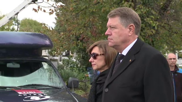 Presedintele Klaus Iohannis si-a condus soacra pe ultimul drum. Mama primei doamne a fost inmormantata marti