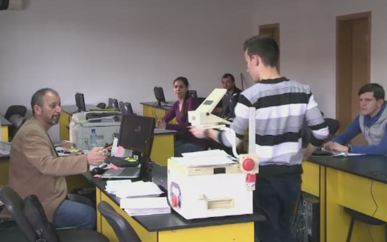 Regulile de obtinere a permisului de conduce ar putea fi schimbate. Ce studii este obligat sa aiba viitorul sofer