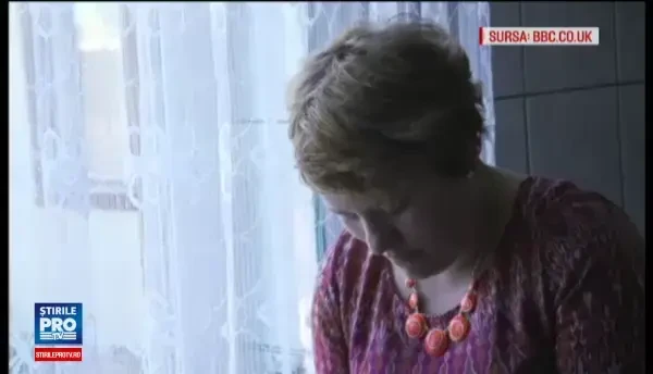 Reportaj BBC despre romance obligate sa se prostitueze in Europa. Experienta Mihaelei, vanduta chiar de tatal copilului ei