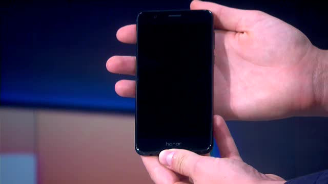 iLikeIT. Telefoanele chinezesti care au ajuns sa ocupe tot mai multe teritorii. Care sunt cele mai bune, in Romania