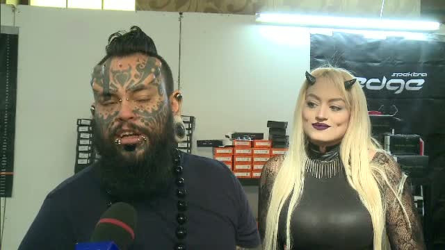 Cum explica o tanara tatuajul ales: "Frunza de marijuana. Am gandit-o sa fac ceva care semnifica pentru mine"