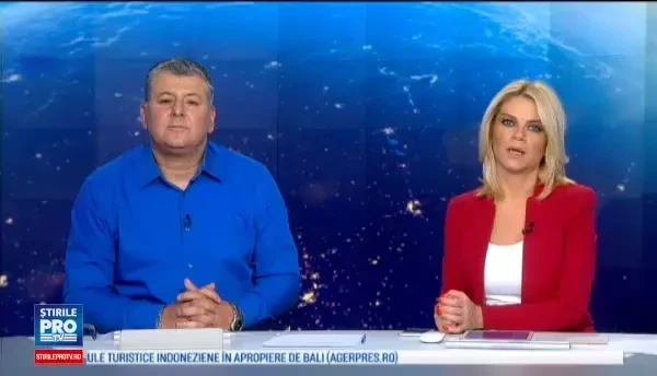 Rinocer ramas flamand si insetat, dupa ce si-a blocat capul intr-o anvelopa de masina. Cum a fost salvat