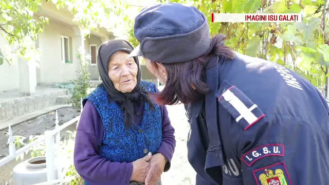 Sinistratii din Galati se pot baza doar pe apa primita de la cei care le-au trimis ajutoare. Oamenii cer locuinte modulare