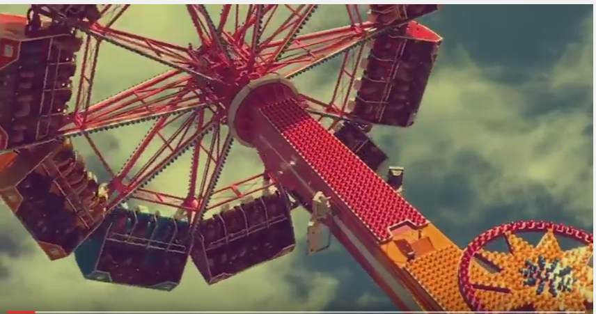 Spectatorii s-au amuzat si dezgustat in acest timp. Ce a facut un copil, intr-un rollercoaster: momentul a fost filmat