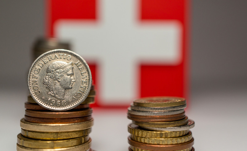 Guvernul a contestat la CCR legea conversiei creditelor in franci elvetieni. Gorghiu: "Nu are motive sa pice"