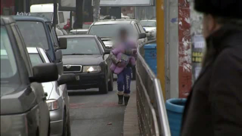 Tot mai multe minore din Romania sunt racolate de pe Facebook pentru a deveni prostituate. Judetele din care provin victimele