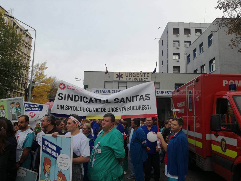 Greva de avertisment in spitalele din toata tara. Cadrele medicale si-au intrerupt activitatea pentru doua ore