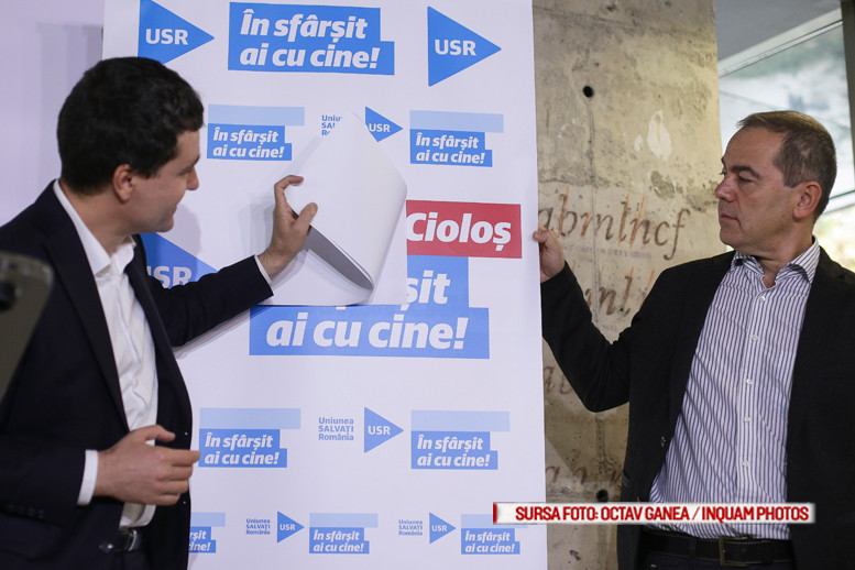 USR il sustine oficial pe Dacian Ciolos pentru sefia Guvernului, dupa alegeri. Ce slogan are Nicusor Dan