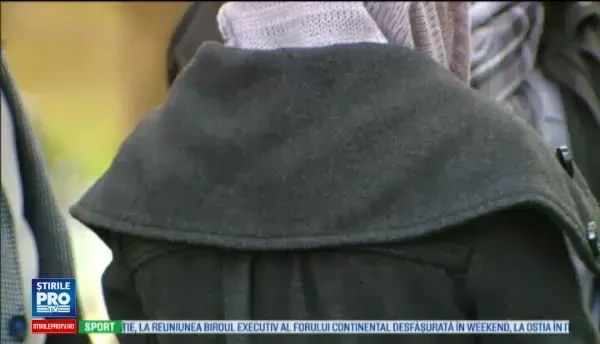 Tot mai multe minore din Romania sunt racolate de pe Facebook pentru a deveni prostituate. Judetele din care provin victimele